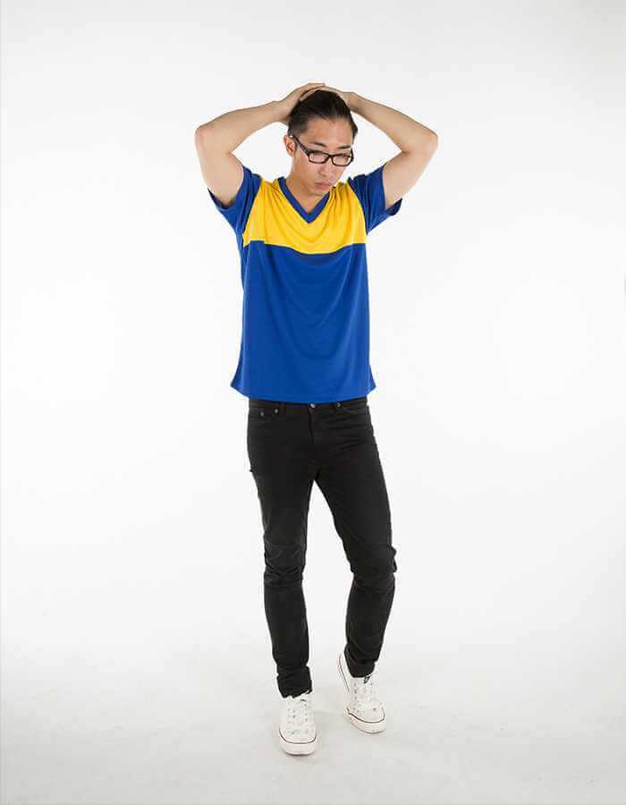 男生V領剪接T-shirt